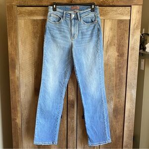 Judy Blue Straight Fit Size 5/27‎